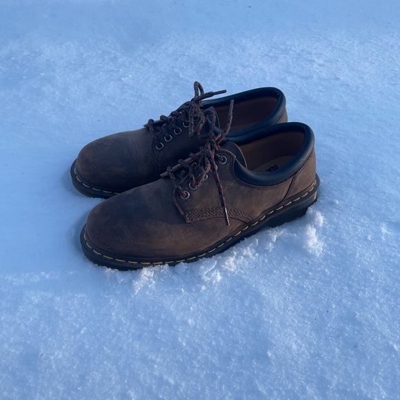 only worn once astounding condition brown - Picture 3 of 3